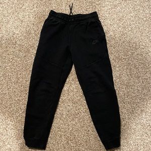 Nike Tech Pants Boys XL Black